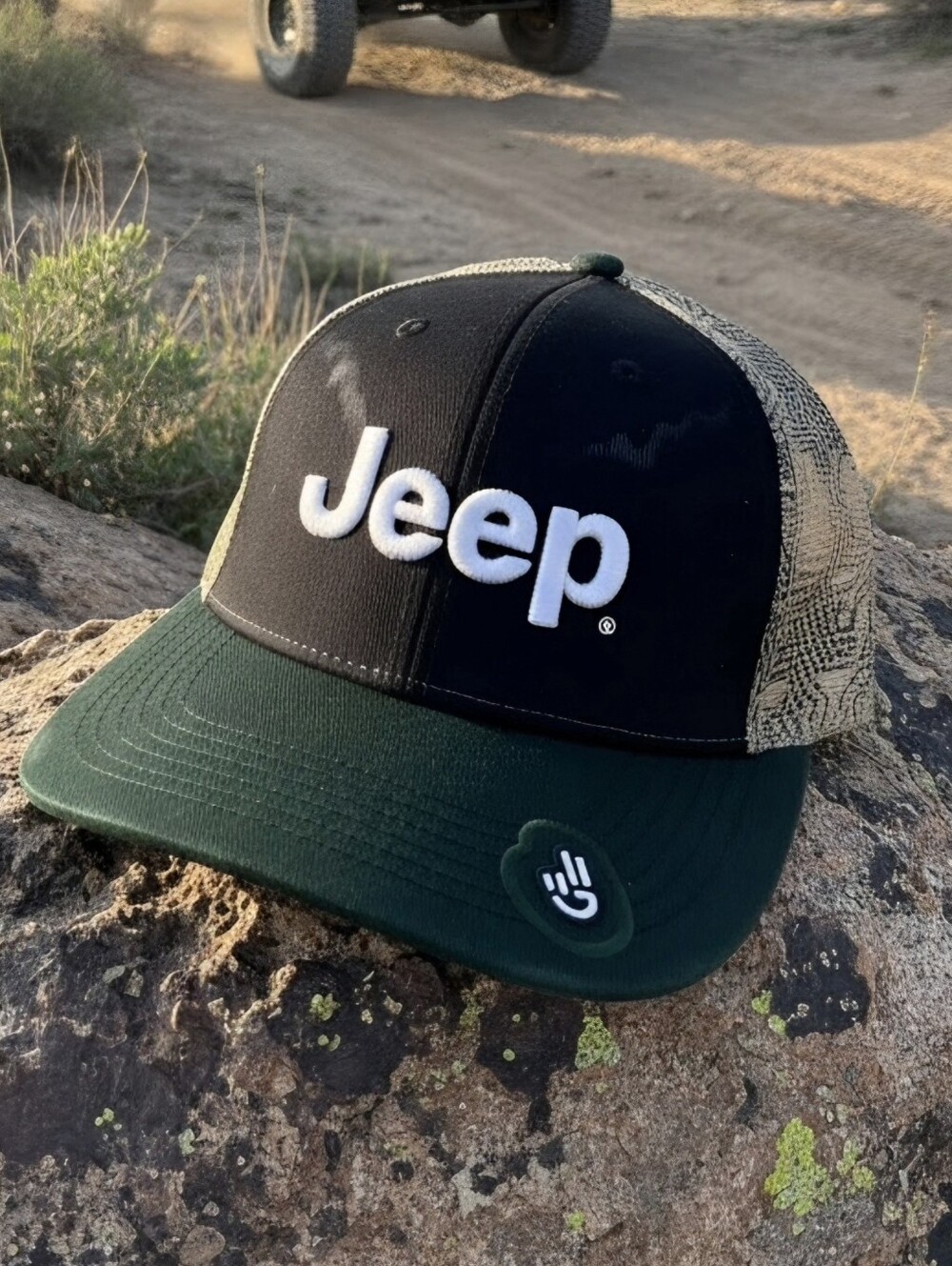 "Jeep Offroad" Snapback Mesh Ball Cap. (Adult OS)